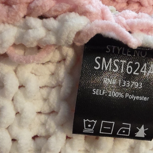 POL Pink and White Crochet Cardigan - Picture 4 of 7